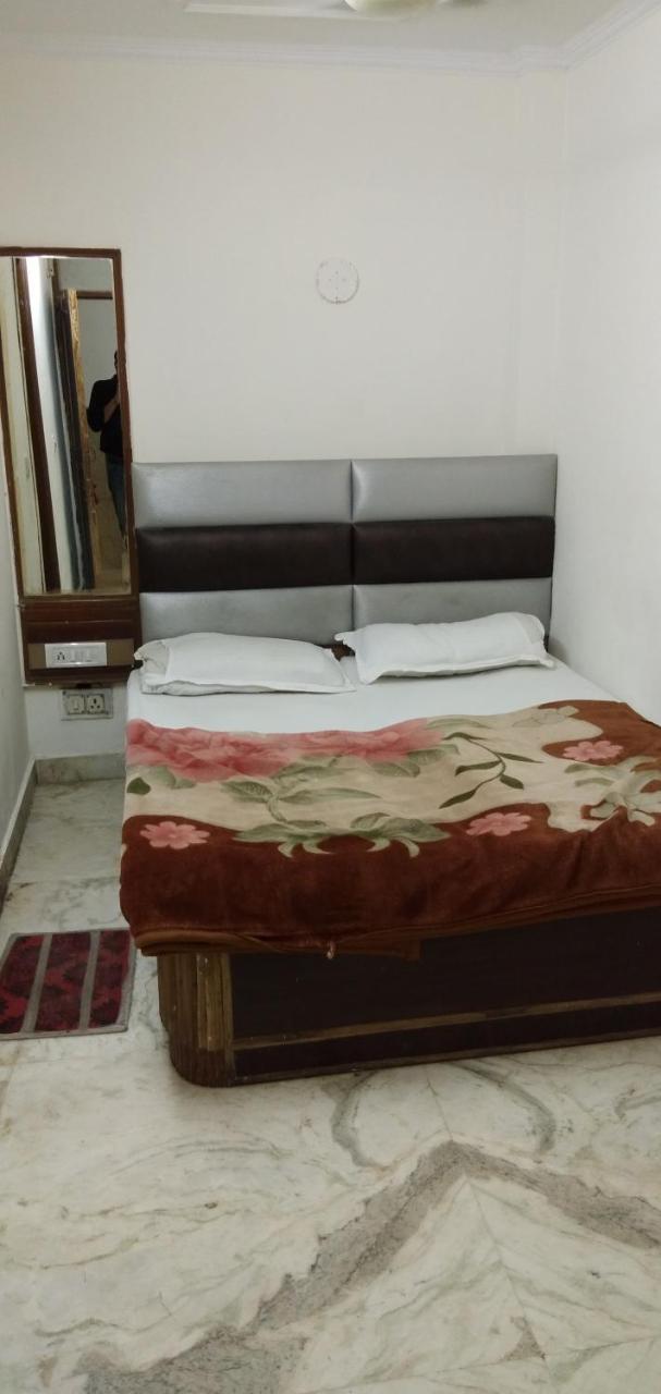 Hotel Euro International Nuova Delhi Esterno foto